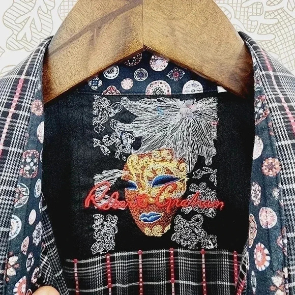 Excellent Robert Graham Button down Long sleeve  Plaid Men's Shirt L - Picture 5 of 8